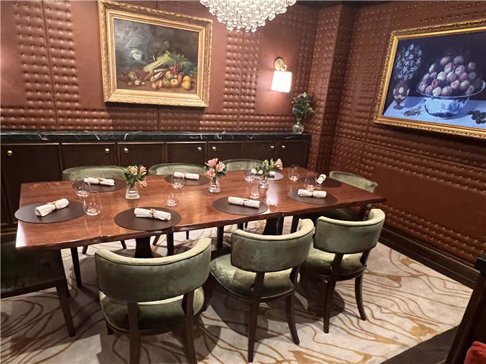 private dining room